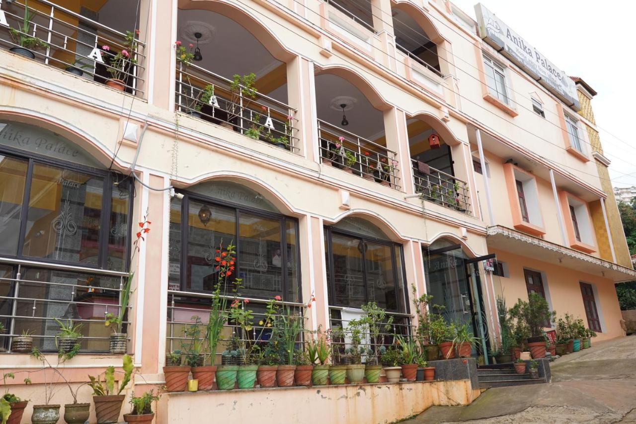 אוטי Anika Palace By Pepe Inn Hotel מראה חיצוני תמונה