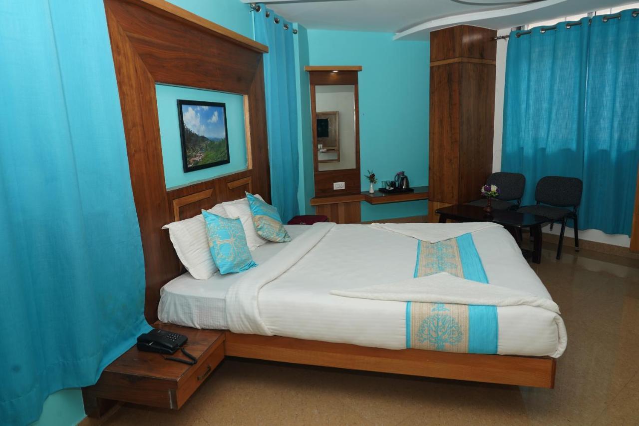 אוטי Anika Palace By Pepe Inn Hotel מראה חיצוני תמונה